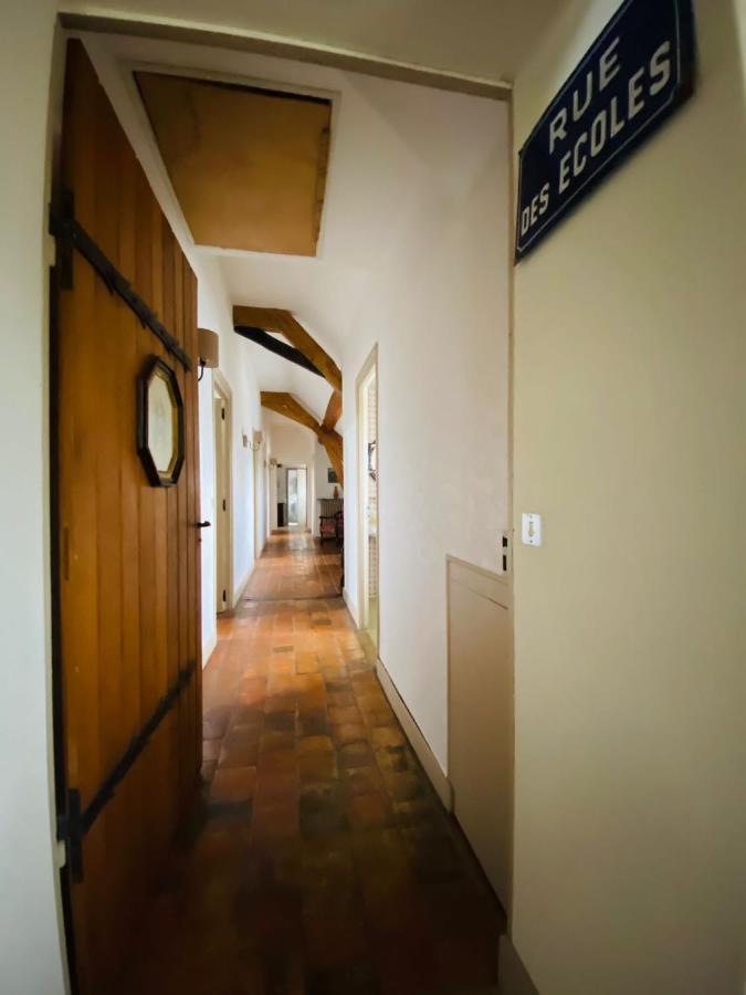 Maison Des Arts Francueil Bagian luar foto